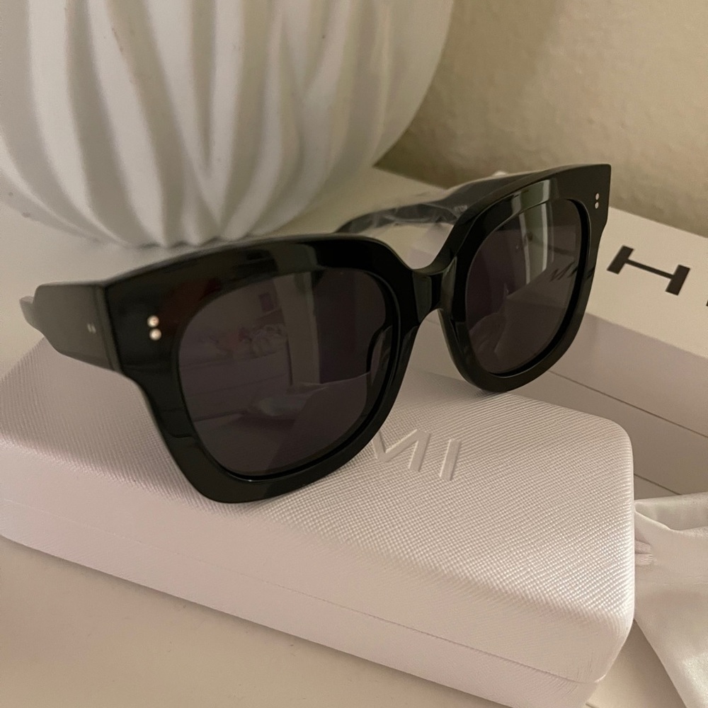 CHIMI sunglasses •New•